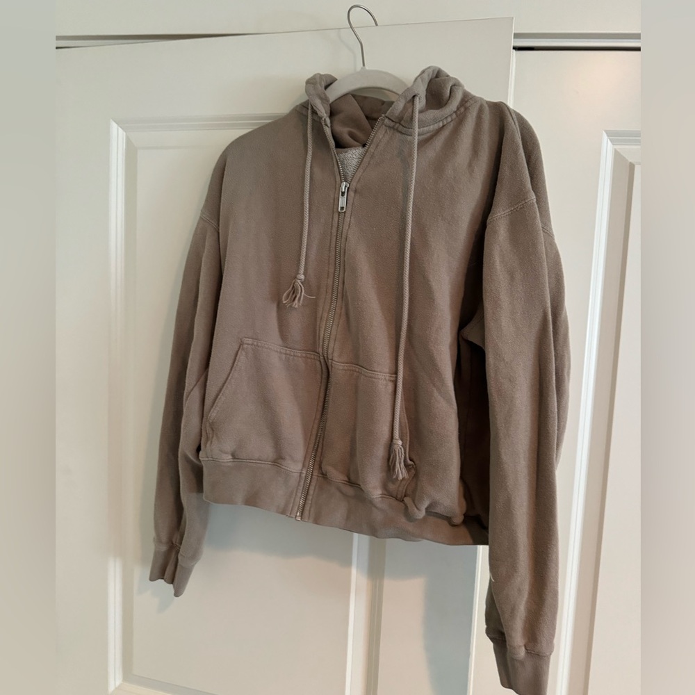 Brandy Melville Sweatshirt One Size